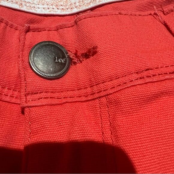 Lee JUST BELOW THE WAIST 18W Medium length WALKSHORT STRETCH NWT🏷 Color: Coral - Picture 9 of 11